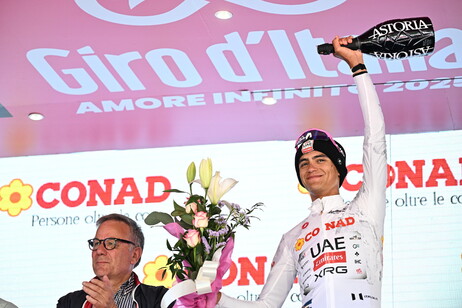 Del Toro: analisi tattica e cuore al Giro, sfida Verrès-Sestriere.