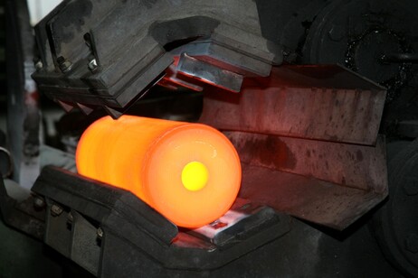 Valdostana: risalita in vista per il 2025, fiducia tra le imprese