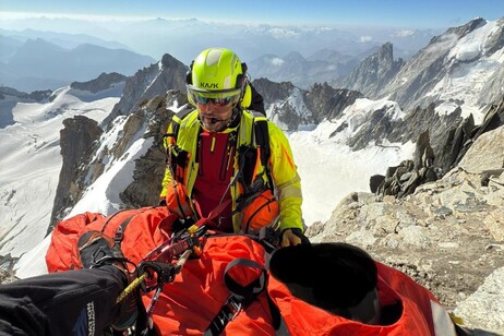 0c49892b6b684cb5f2b1504c3d0c824d