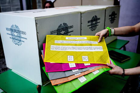 Valle d’Aosta: Voto Popolare, Segnali di Cambiamento e Tutela dei Lavoratori.