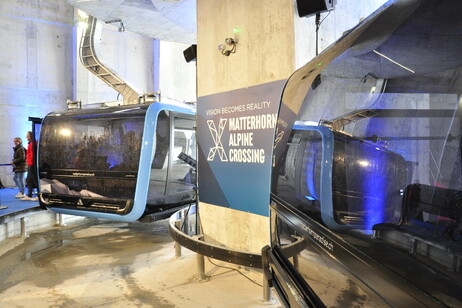 2226b3614d3a2364530f6fb929ca3e33