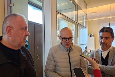 Valle d’Aosta: Maggioranza a 19, Negoziati e Autonomia al Centro