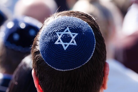 Valle d’Aosta: Resort alpino rinforza la sicurezza per una comunità ebraica