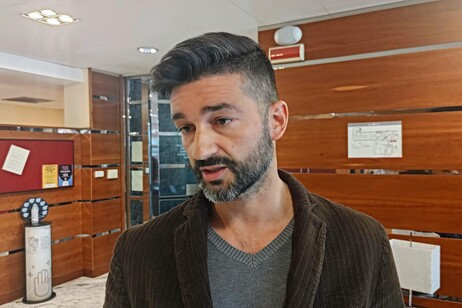 4a66f4fc10a56996d069fd40c9dba49a