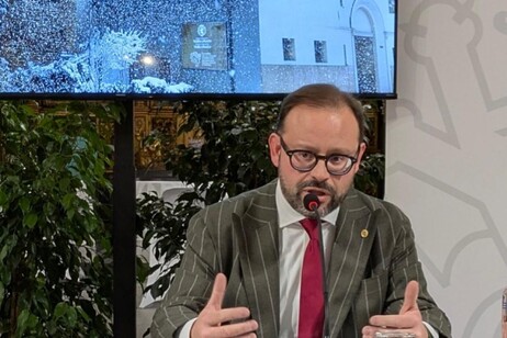 746a58d6bb0c811aa316e8b2333fdd10