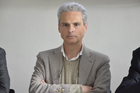 761b0a5aec433af2bb1eec6bc02ee9ee