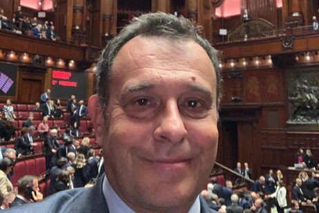 8aceb224ecf69f457a9dc0f5eac3f381