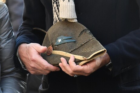 98271ea192cc7ea376a34f453dc04715