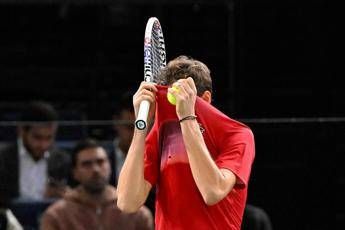 Medvedev-crisi-senza-fine.-Perde-in-Canada-e-dimentica-la-borsa