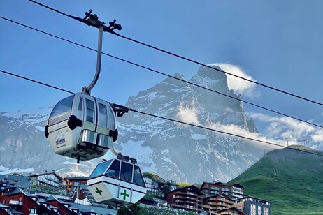 a435585875ff3075c43ba62082a5d7d5