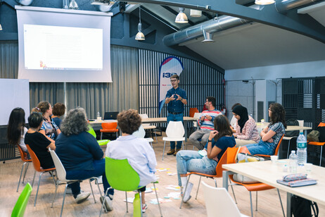 Costruiamo Ponti: Inclusione Scolastica e Futuro per gli Studenti con Disabilità