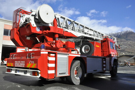 ab4076f006b9298e5782d3f4bb684359