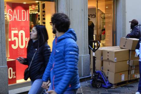 af4ca1e26160ad310984b4683125fddc