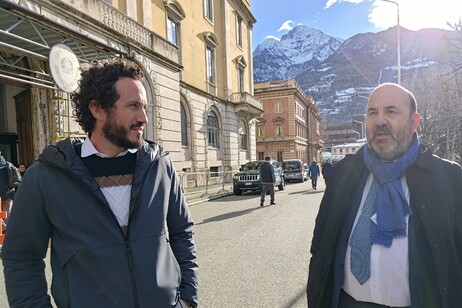 d6431d6a15339a0c508d60b7ee7ec98c