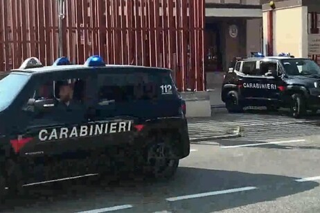 d6bebdb3e2ee119fd0ec2be7466f8fb4