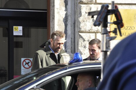 ea6f402fee400621cf0f5445ece9e000