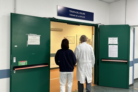 fecda9a33ebf4cb97e74b9d7d692d4ba