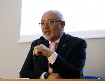 Cybersecurity: sempre più lunghe e stop a cambi obbligatori