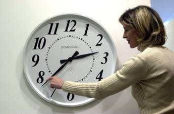 L’ora legale aumenta i rischi per cuore e crescono infortuni sul lavoro