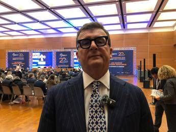 Mennini: “Risorse non a pioggia ma finalizzate a fabbisogni reali popolazione”