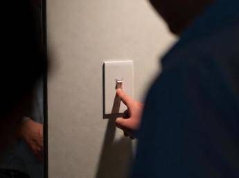 Ora legale e risparmio, sulla bolletta non pesa solo l’illuminazione