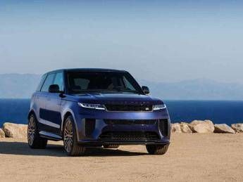 Range Rover Sport SV Bespoke: il SUV che riflette la tua visione