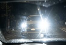 Sei automobilisti su dieci sono infastiditi dai fari auto sempre più potenti