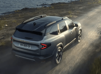 Su Dacia Duster e Bigster arriva il primo ibrido 4×4 benzina-Gpl