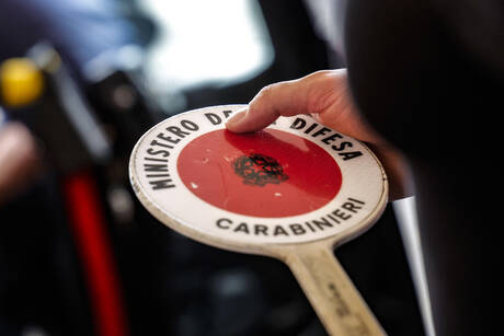 Omicidio a Collegno: uomo di 39 anni ucciso a coltellate