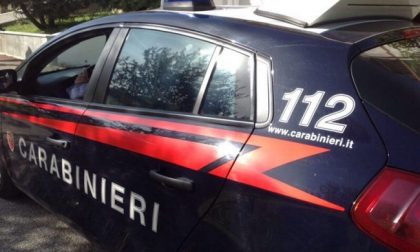 auto-carabinieri-650x486-2-650x486-1-420x252
