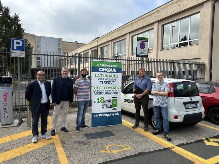 Rivoli inaugura la nuova flotta di auto Car Sharing 5T