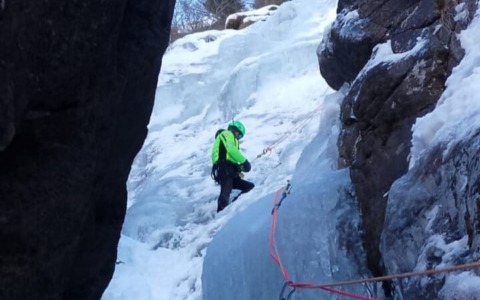 e7bac5ce-97c3-45f4-8550-3ba565a0a57c-480x300